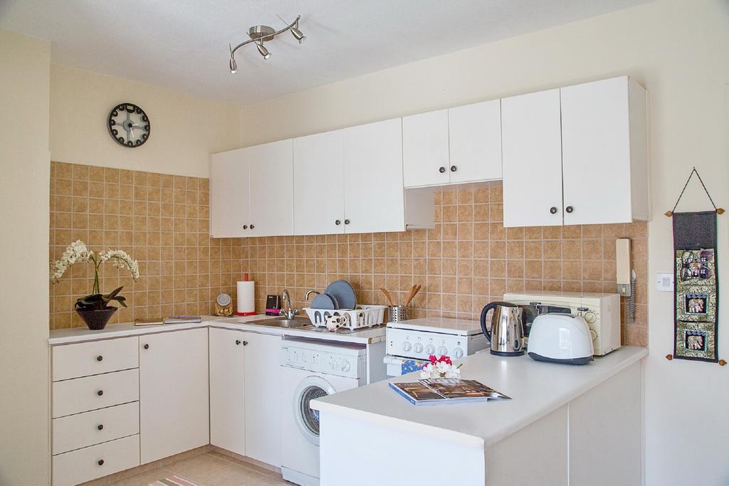 Paphos Love Nest Apartment 객실 사진